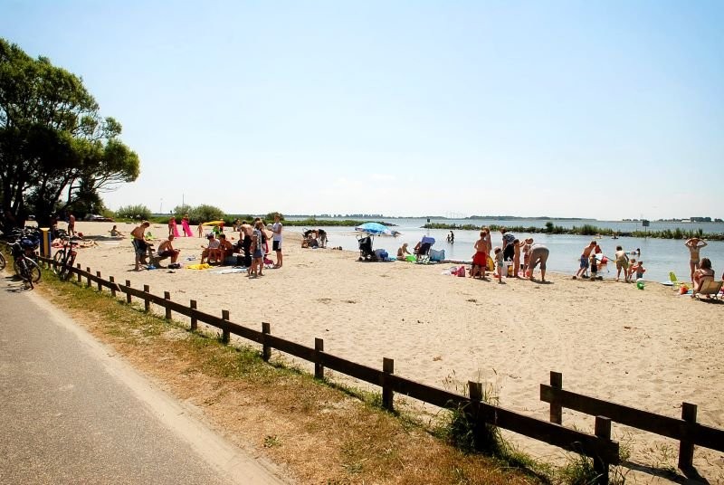 Lutjestrand camping waddenzee sommer
